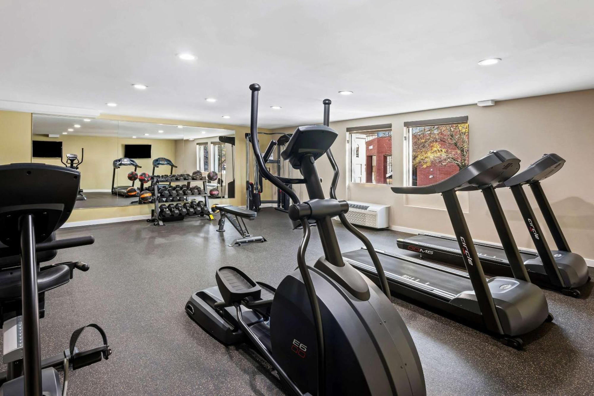 The Penn Stroud, Stroudsburg - Poconos, Ascend Hotel Collection ภายนอก รูปภาพ