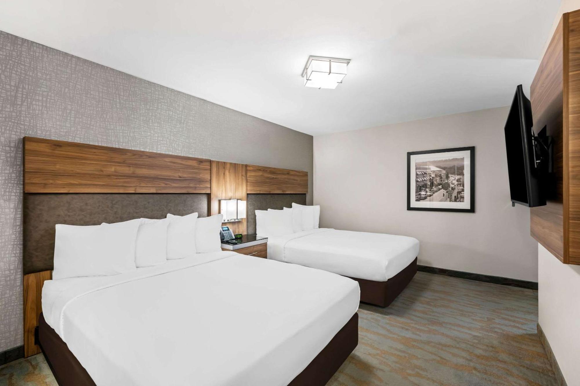 The Penn Stroud, Stroudsburg - Poconos, Ascend Hotel Collection ภายนอก รูปภาพ