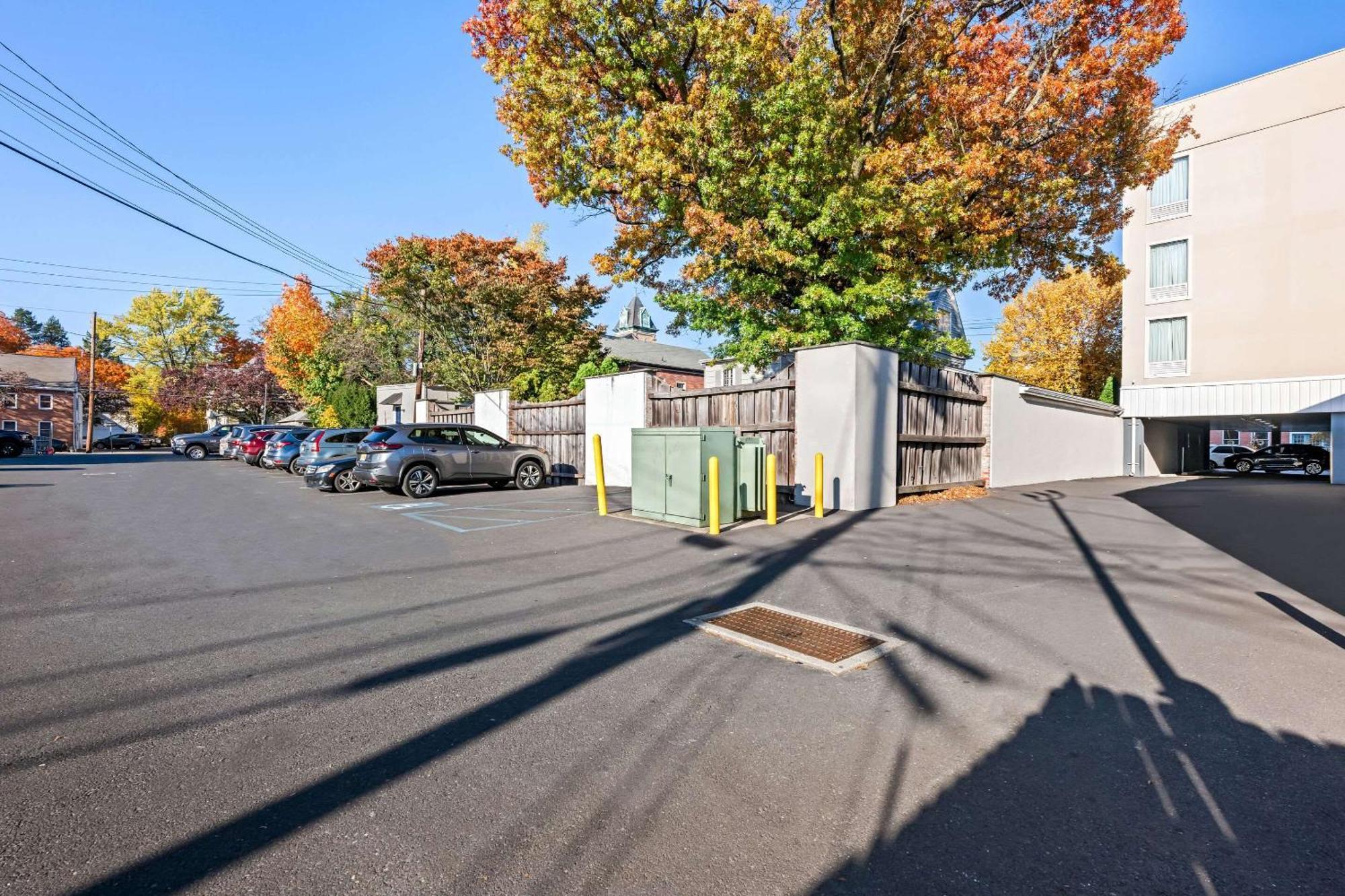 The Penn Stroud, Stroudsburg - Poconos, Ascend Hotel Collection ภายนอก รูปภาพ