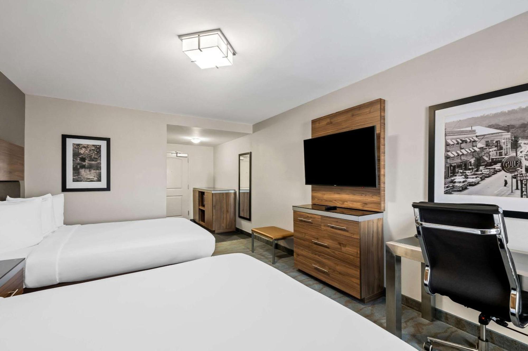 The Penn Stroud, Stroudsburg - Poconos, Ascend Hotel Collection ภายนอก รูปภาพ